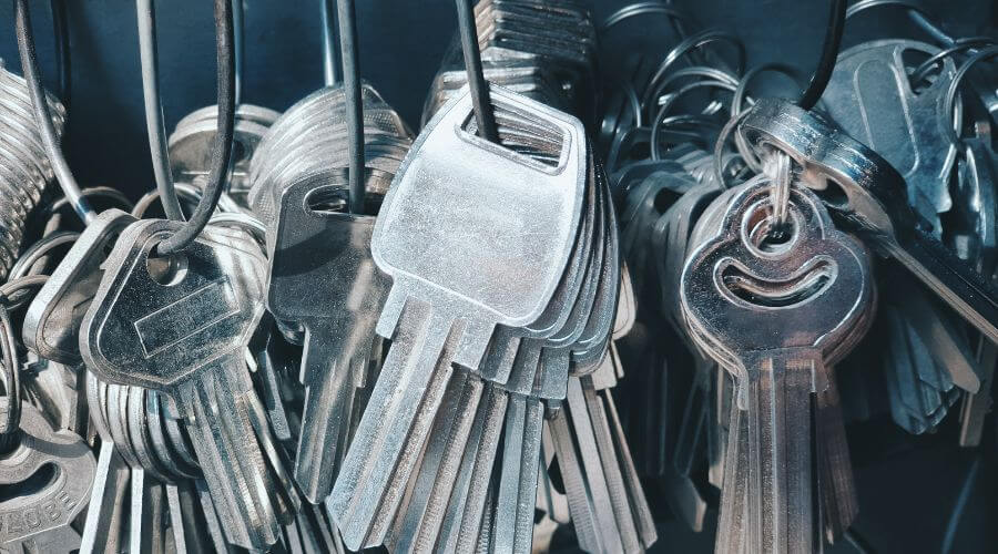 Expert Emergency Roof Repairs services in Devers, TX